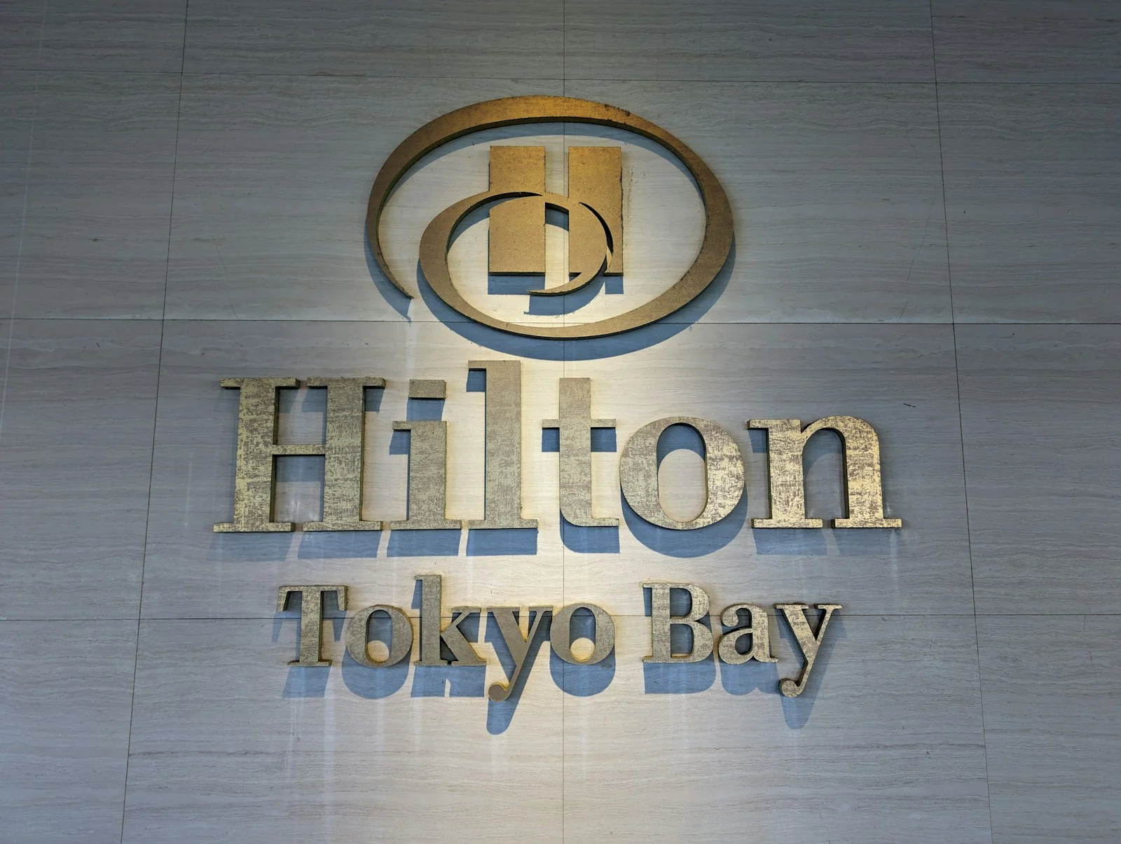 Enseigne Hilton Tokyo Bay