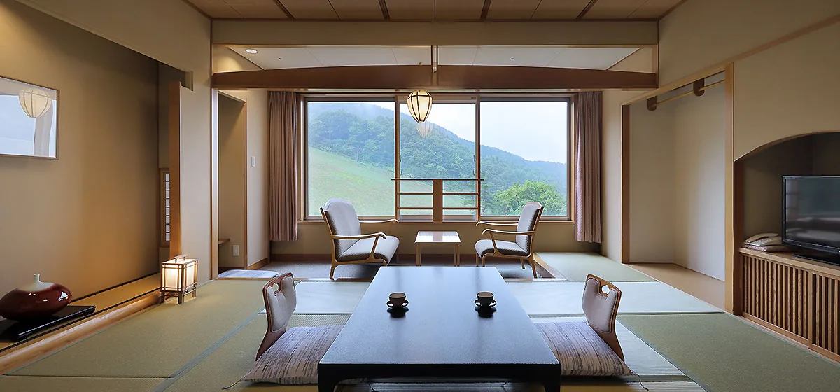 Zao Kokusai Hotel : chambre et séjour