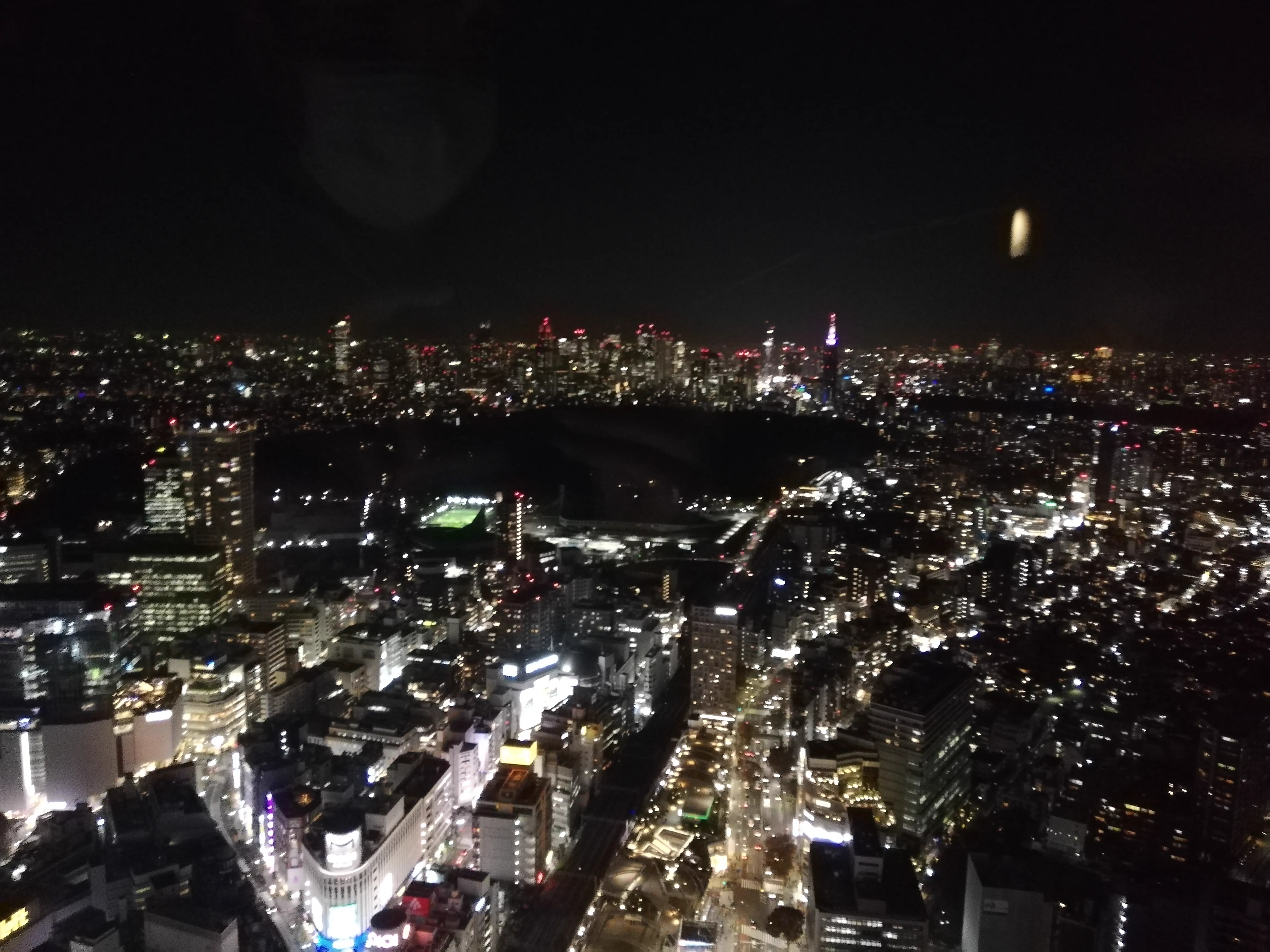 Tokyo en février, entre rues urbaines et lumière hivernale