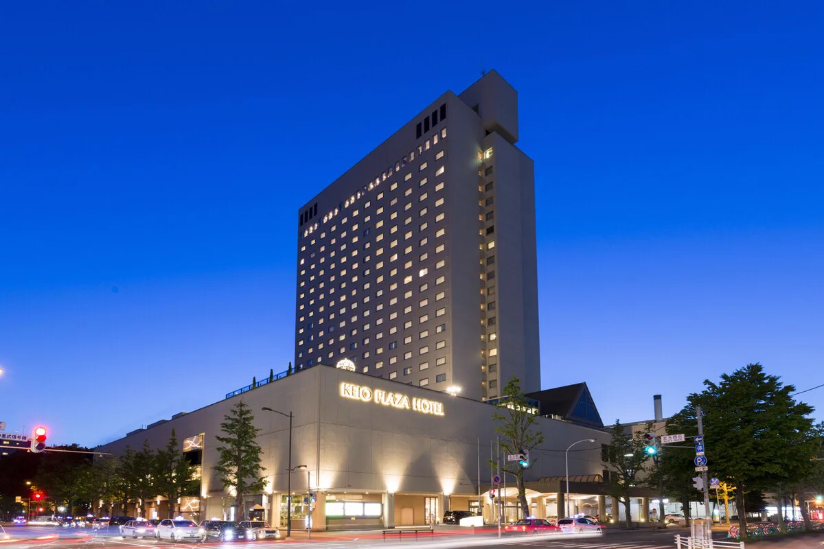 Keio Plaza Hotel Sapporo : 24,3 ou 33,2 m², les 5 minutes depuis la gare valent-elles le compromis ?