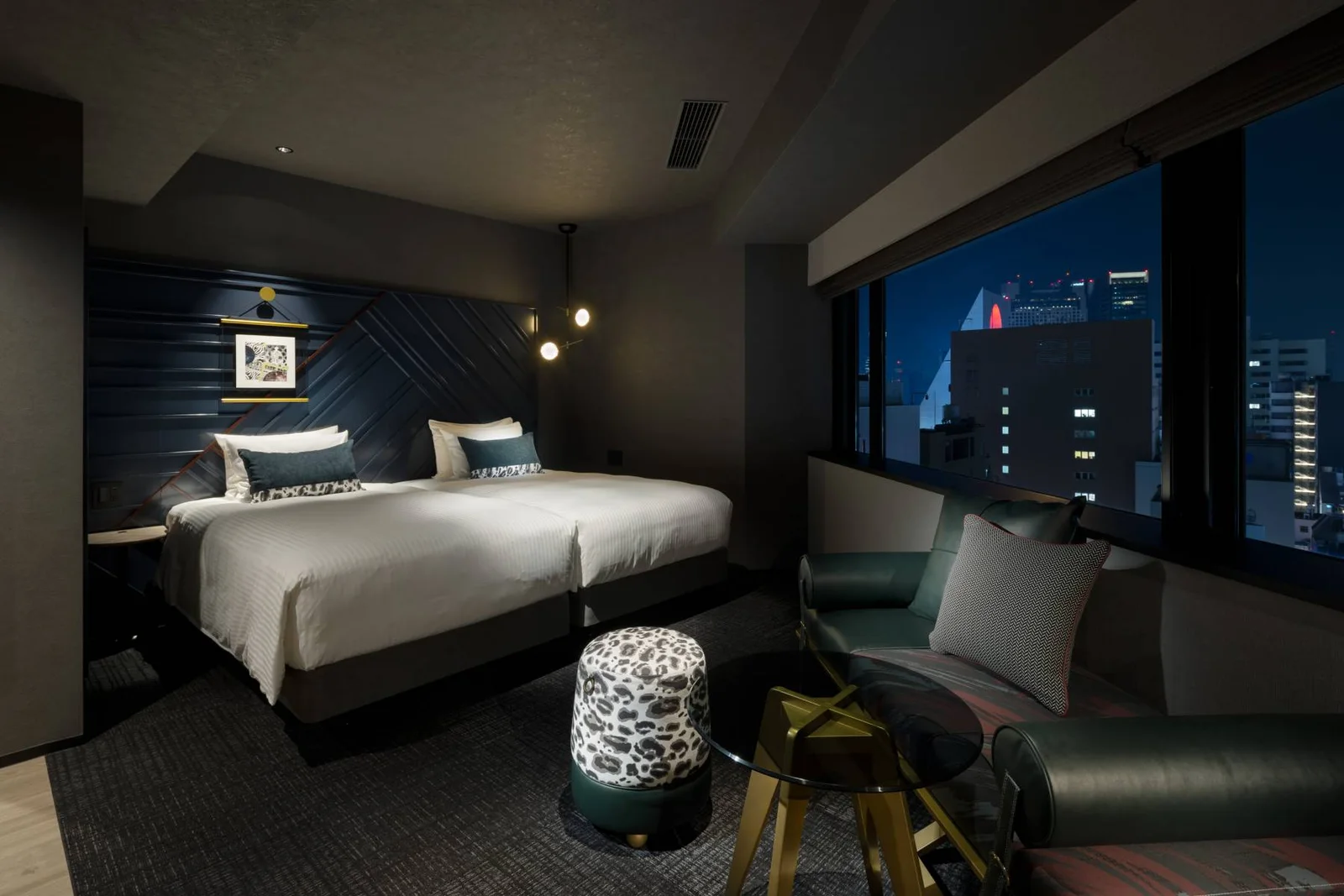 Chambre et décoration du Mercure Tokyu Stay Osaka Namba