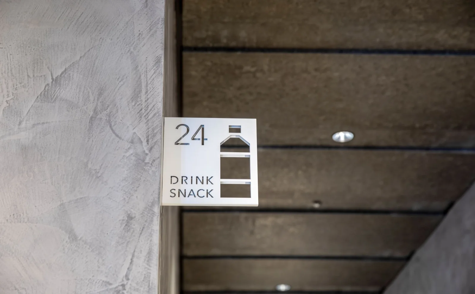 Hôtel JAL City Fukuoka Tenjin｜À 1 minute de Akasaka, mais pas devant la station Tenjin : que valent les chambres de 21 à 28 m² ?