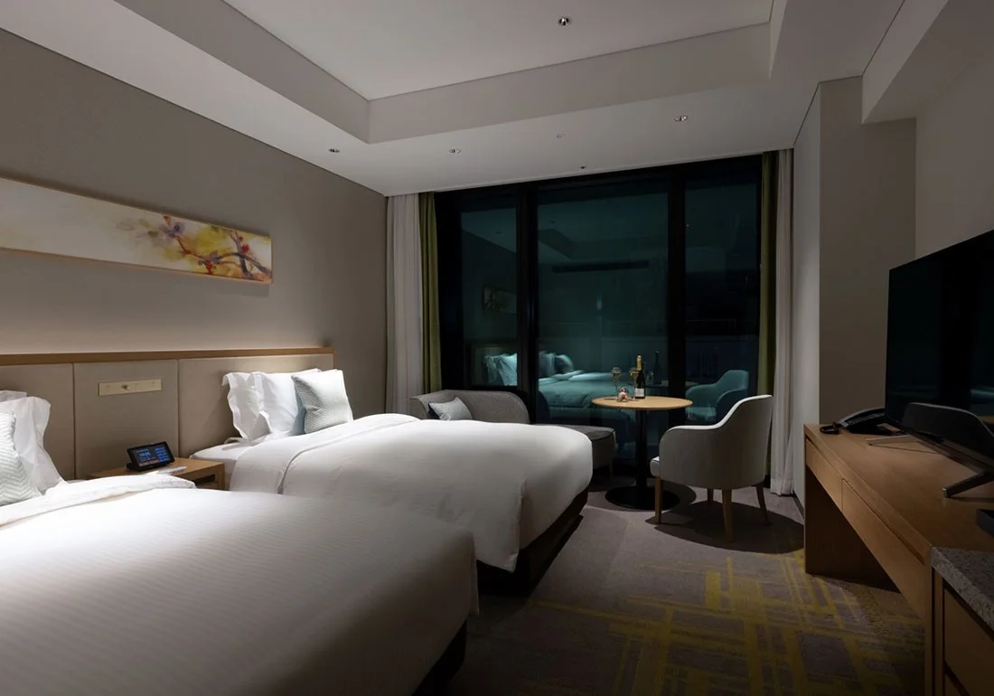 Miyako Hotel Hakata Superior Twin room interior with seating