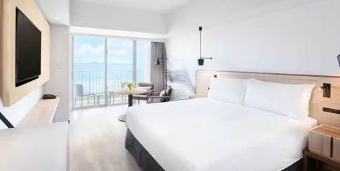 Piscine du Hilton Okinawa Sesoko Resort