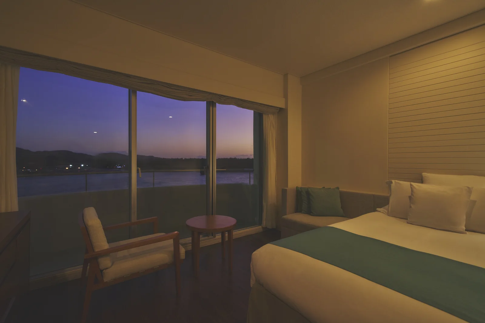 Vue de l’ANA InterContinental Manza Beach Resort