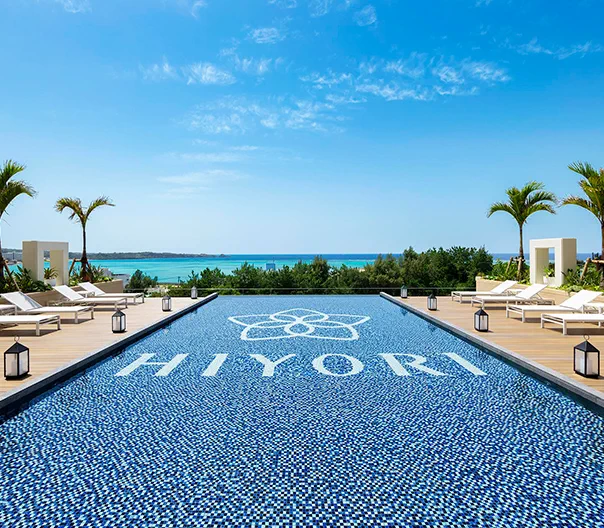 Hall et espaces communs du HIYORI Ocean Resort Okinawa