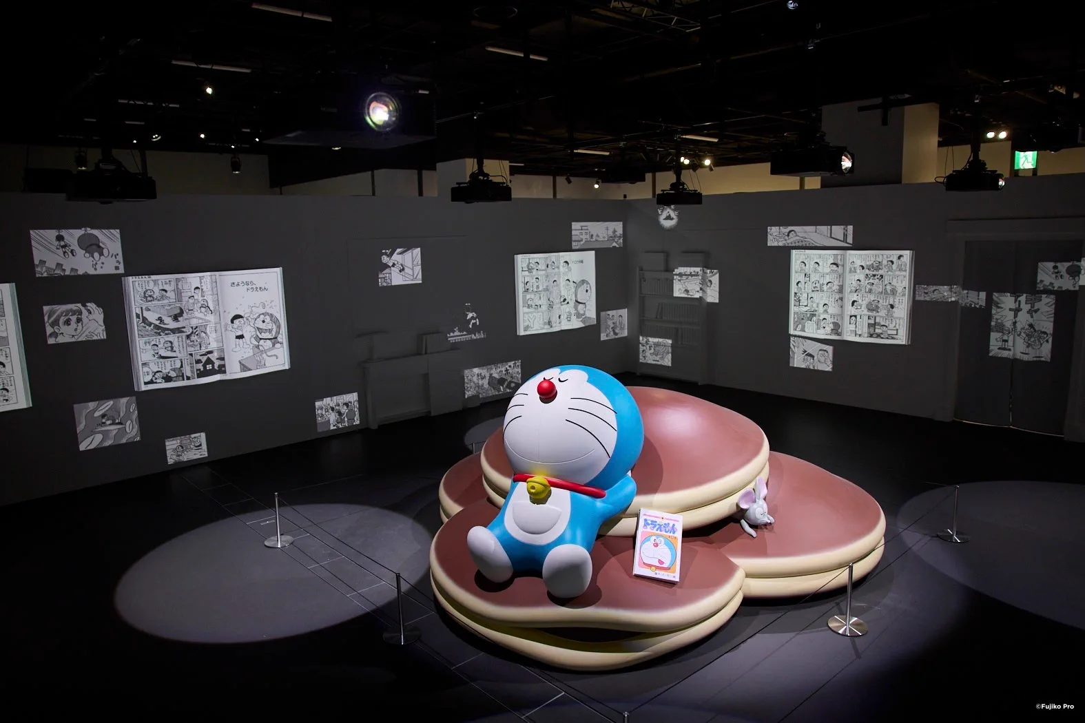 Intérieur de 100% Doraemon Manga World
