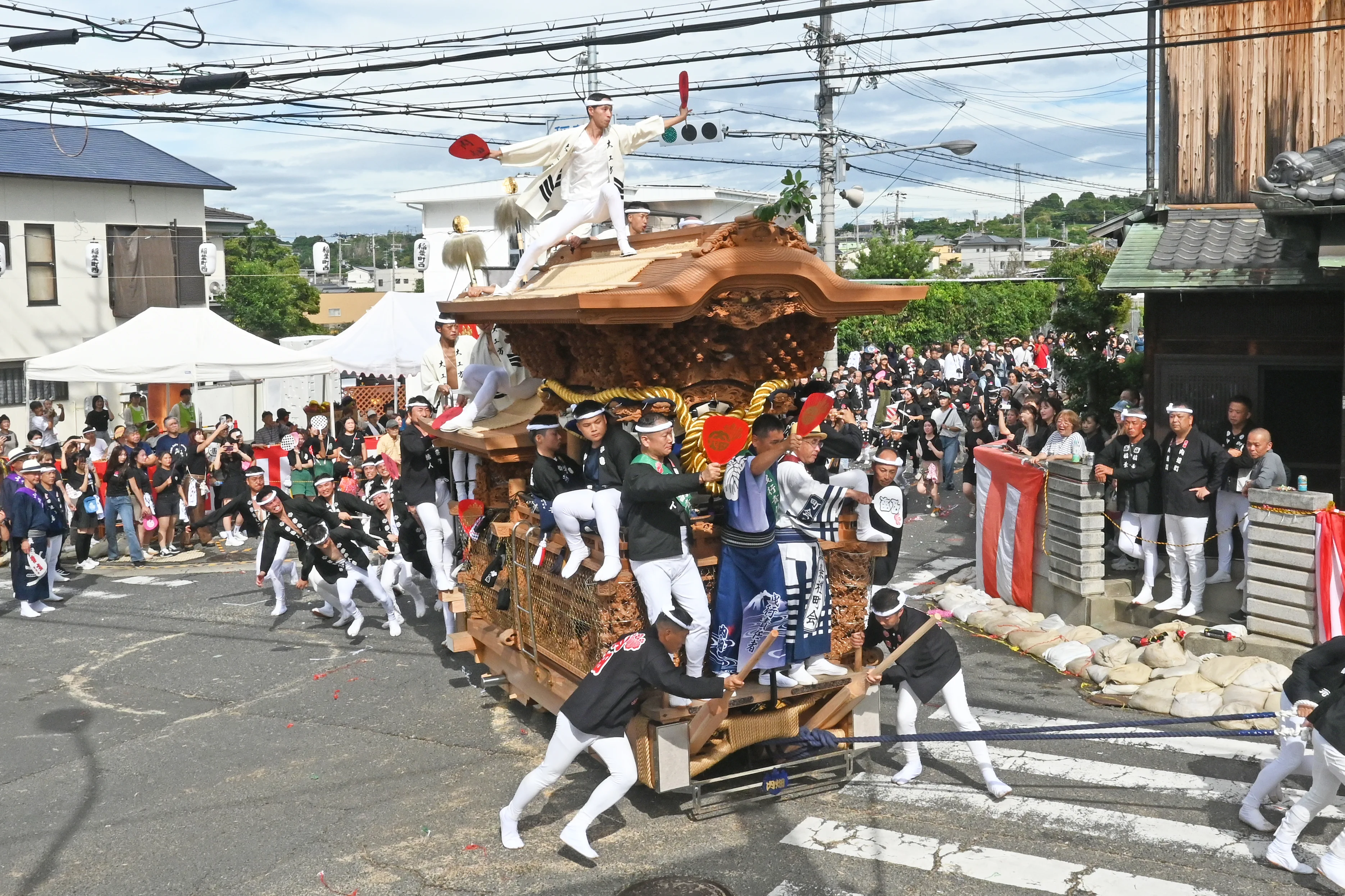 Festival de la voiture dans la région de la montagne de la parade de Kishiwada en octobre (photo officielle de la ville de Kishiwada 2025)