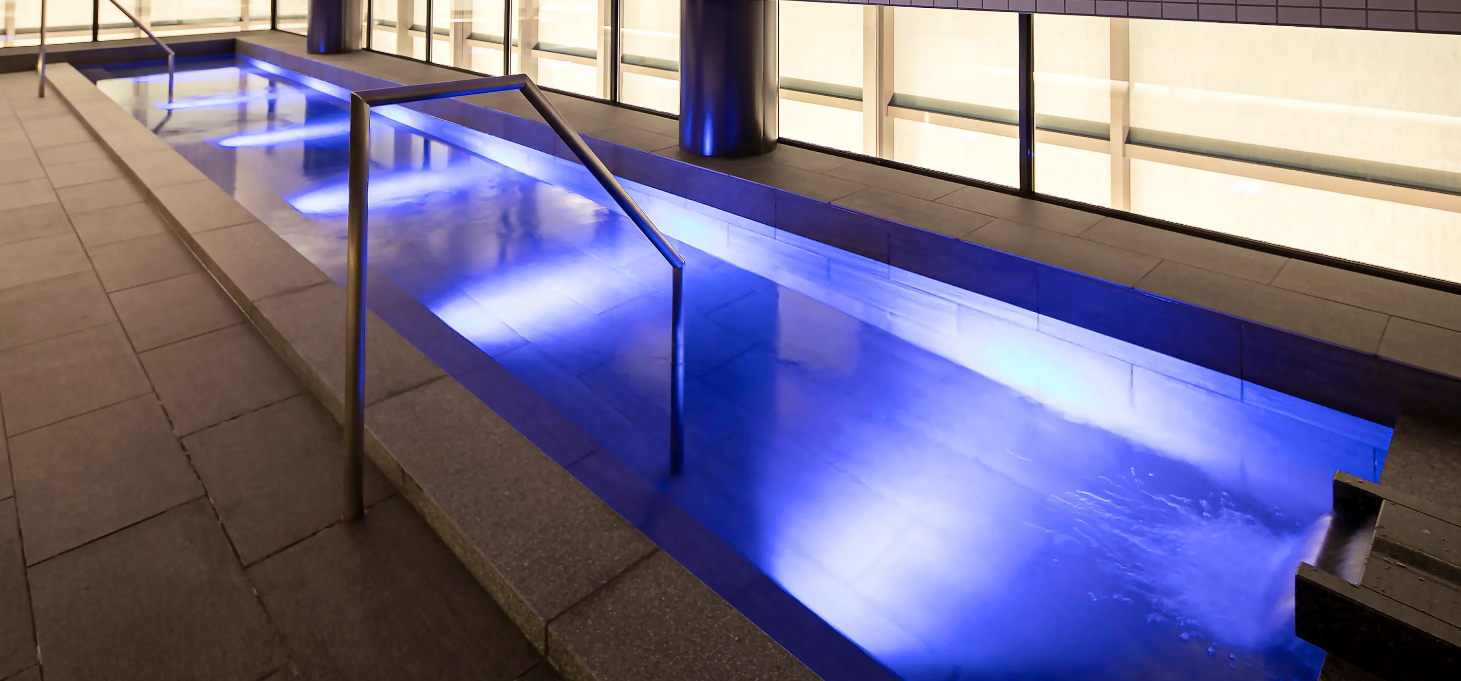 Grand bain public de l’Hotel Intergate Osaka Umeda