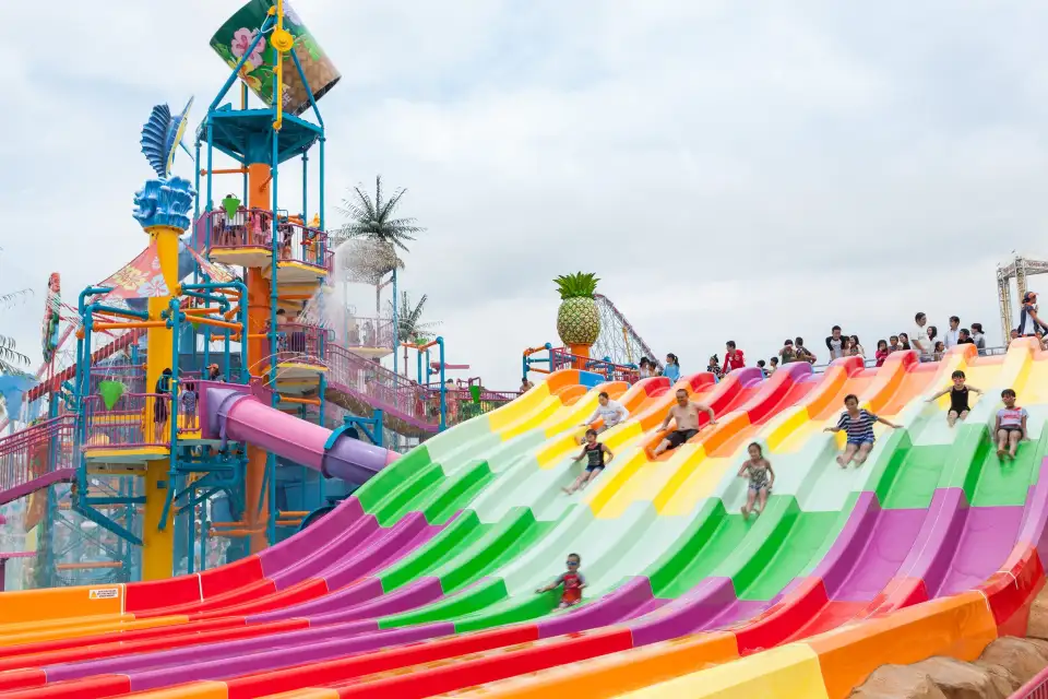 Visiteurs dans le parc Nagashima Spa Land