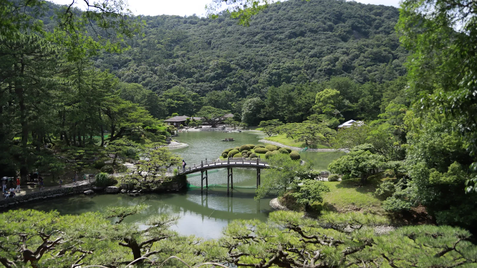 Le jardin du Ritsurin à Takamatsu, une journée complète possible sans traversée