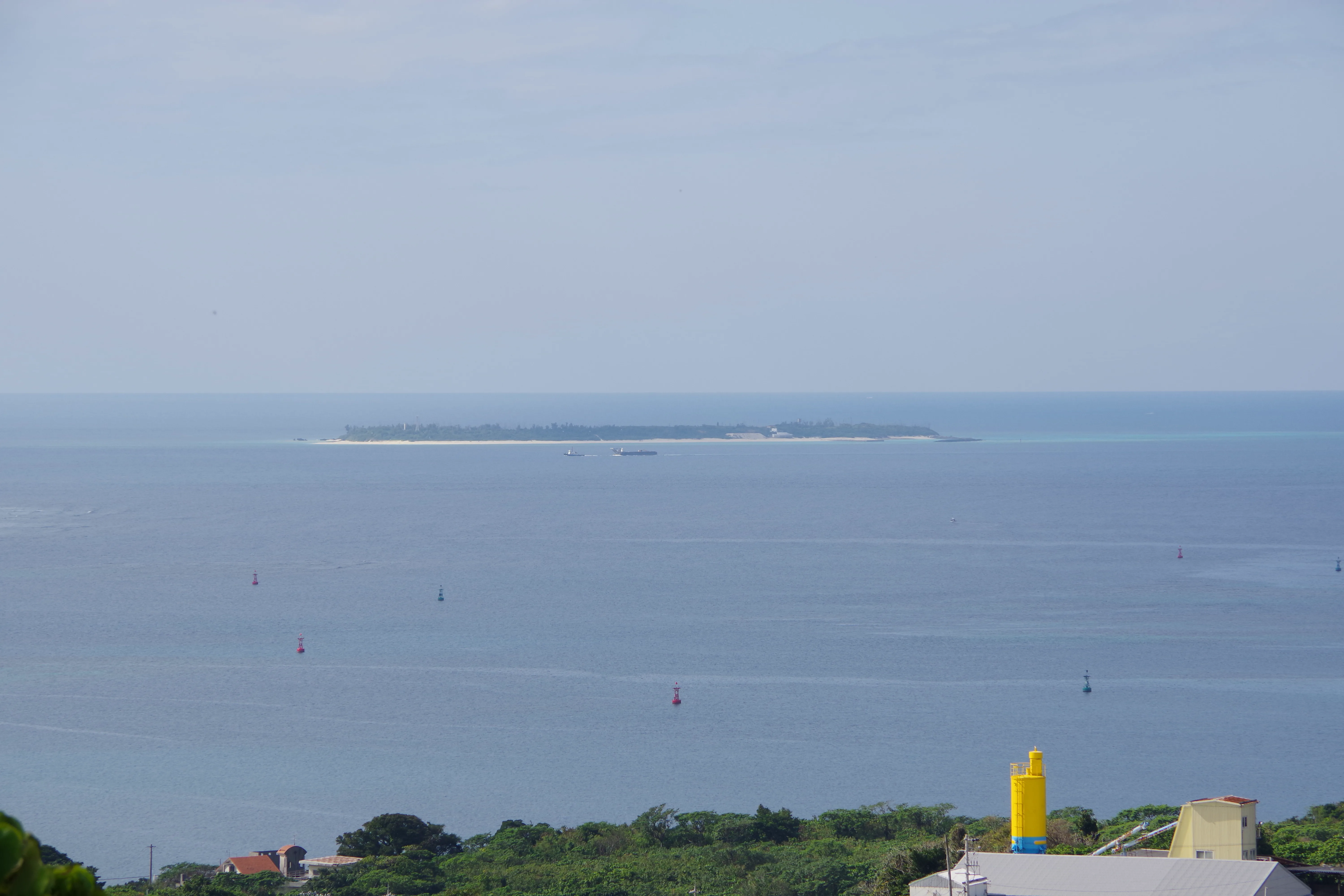 Comment acheter des activités nautiques à Mizna-jima ? Seule l'île, plongée en apnée, parachute tracté, décidez d'abord combien vous allez vraiment pratiquer