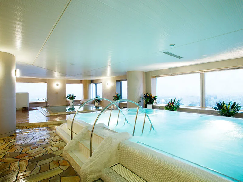 Spa PULAU BULAN pour femmes, situé au Sky Resort Spa JR Tower Hotel Nikko Sapporo.