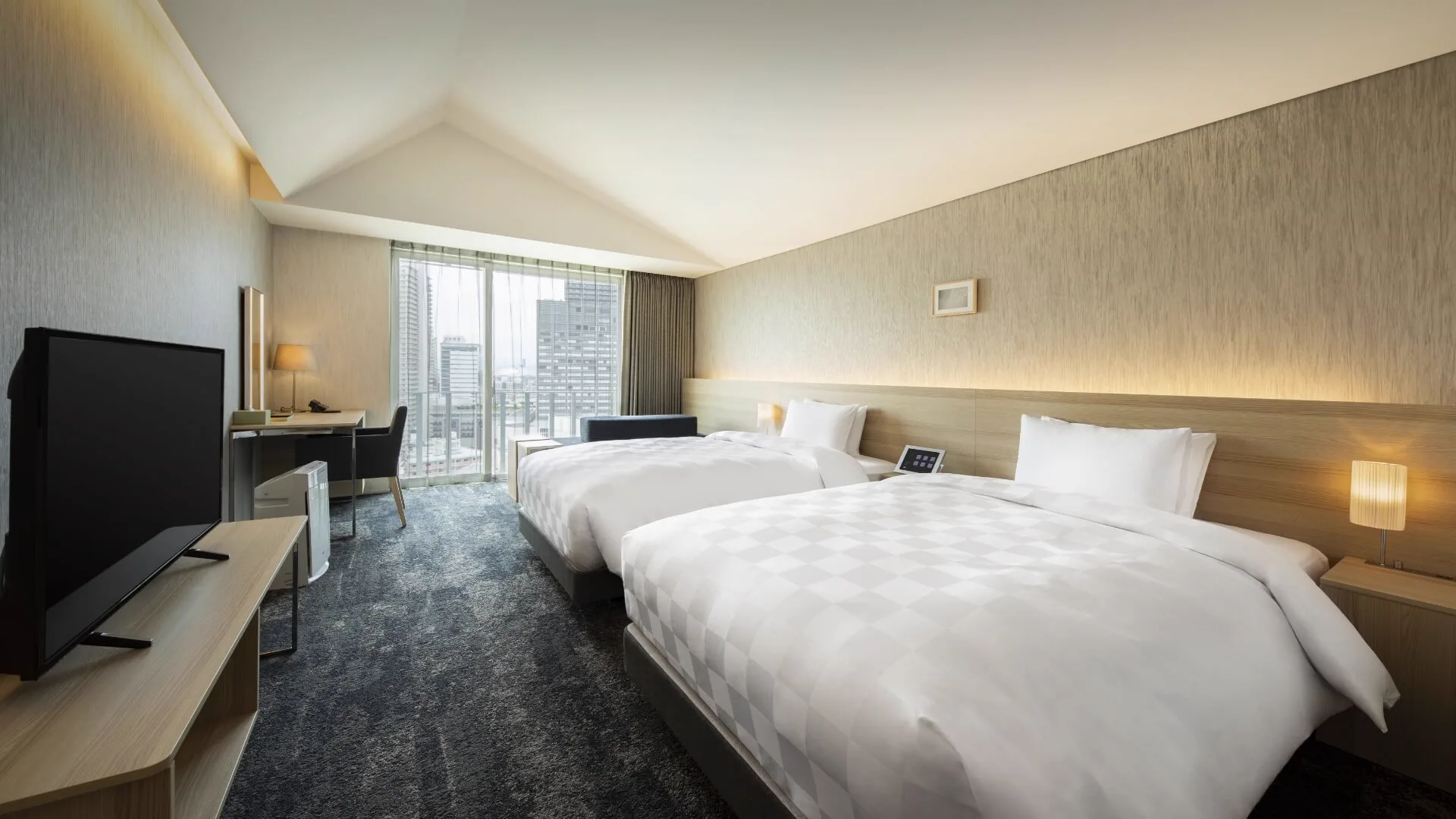 Chambre pour trois ou quatre personnes à Osaka