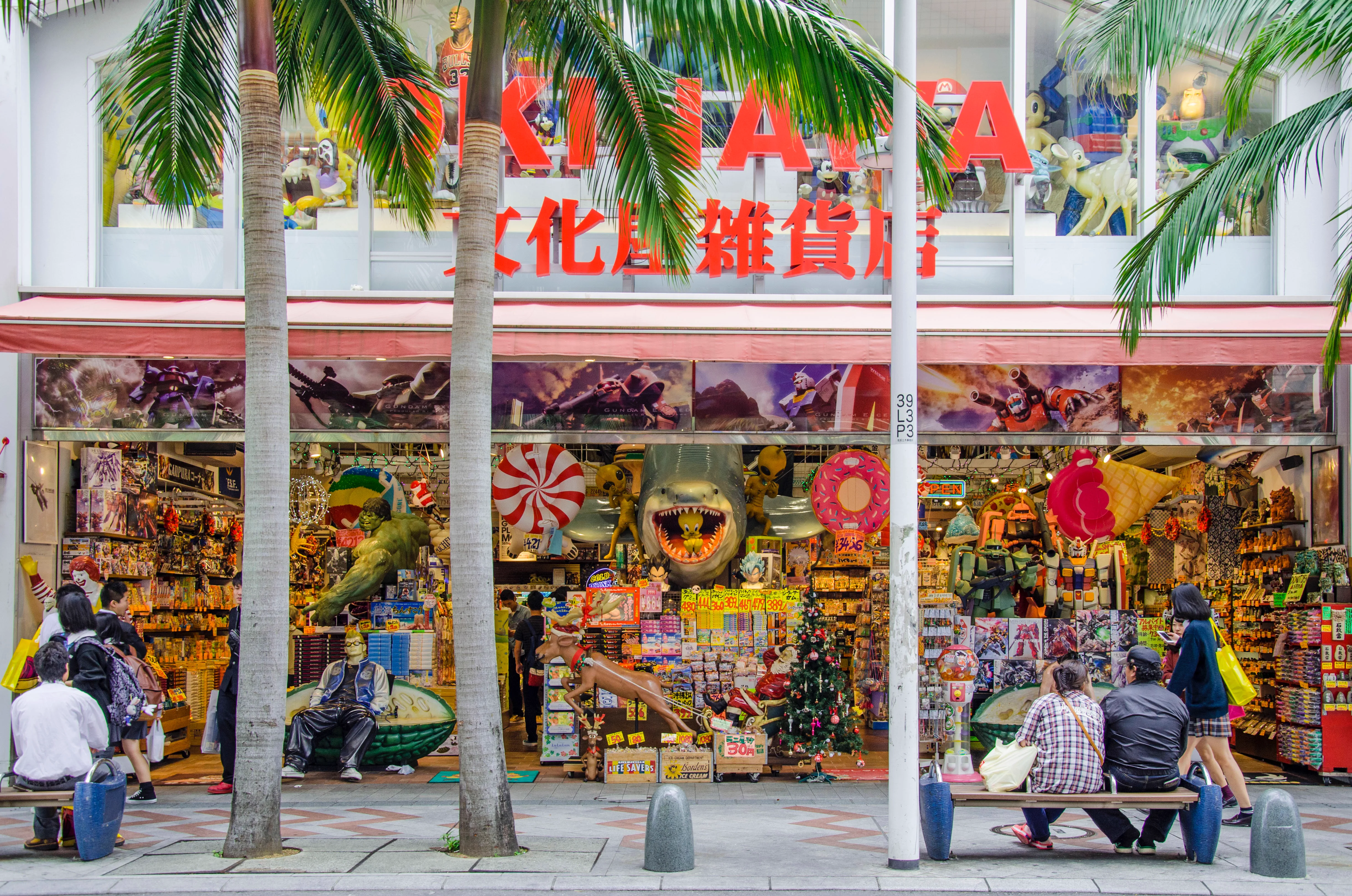 Naha et la rue Kokusai-dori à Okinawa
