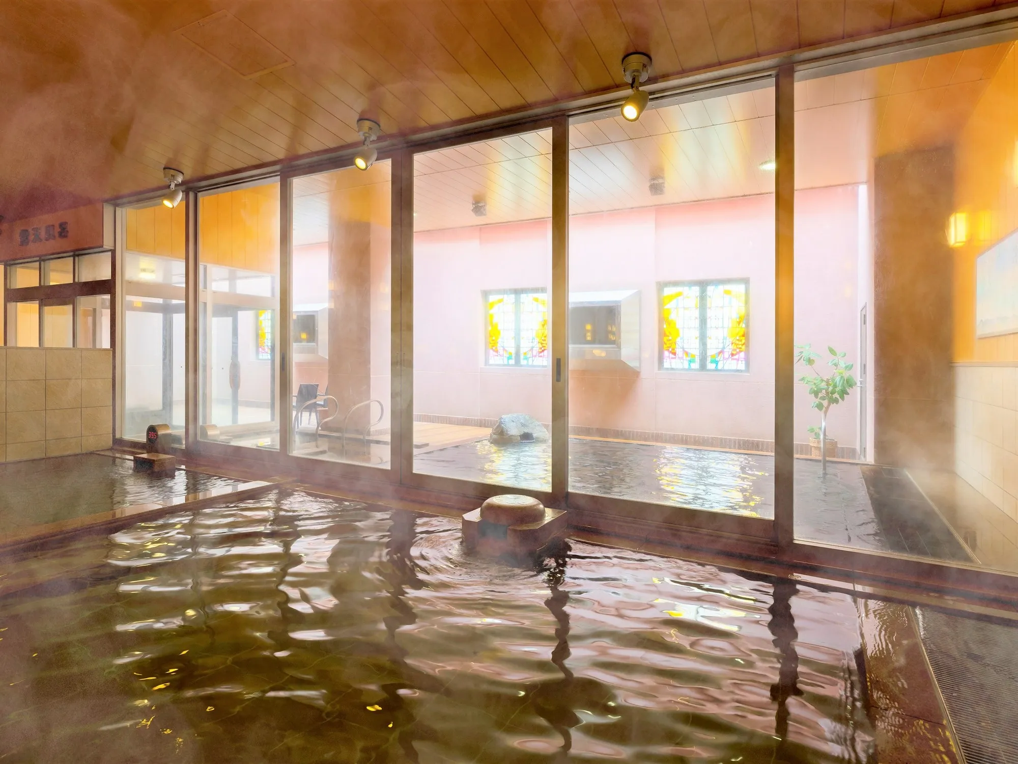 Grand bain thermal naturel Minapirika no Yu au Hotel WBF Grande Asahikawa