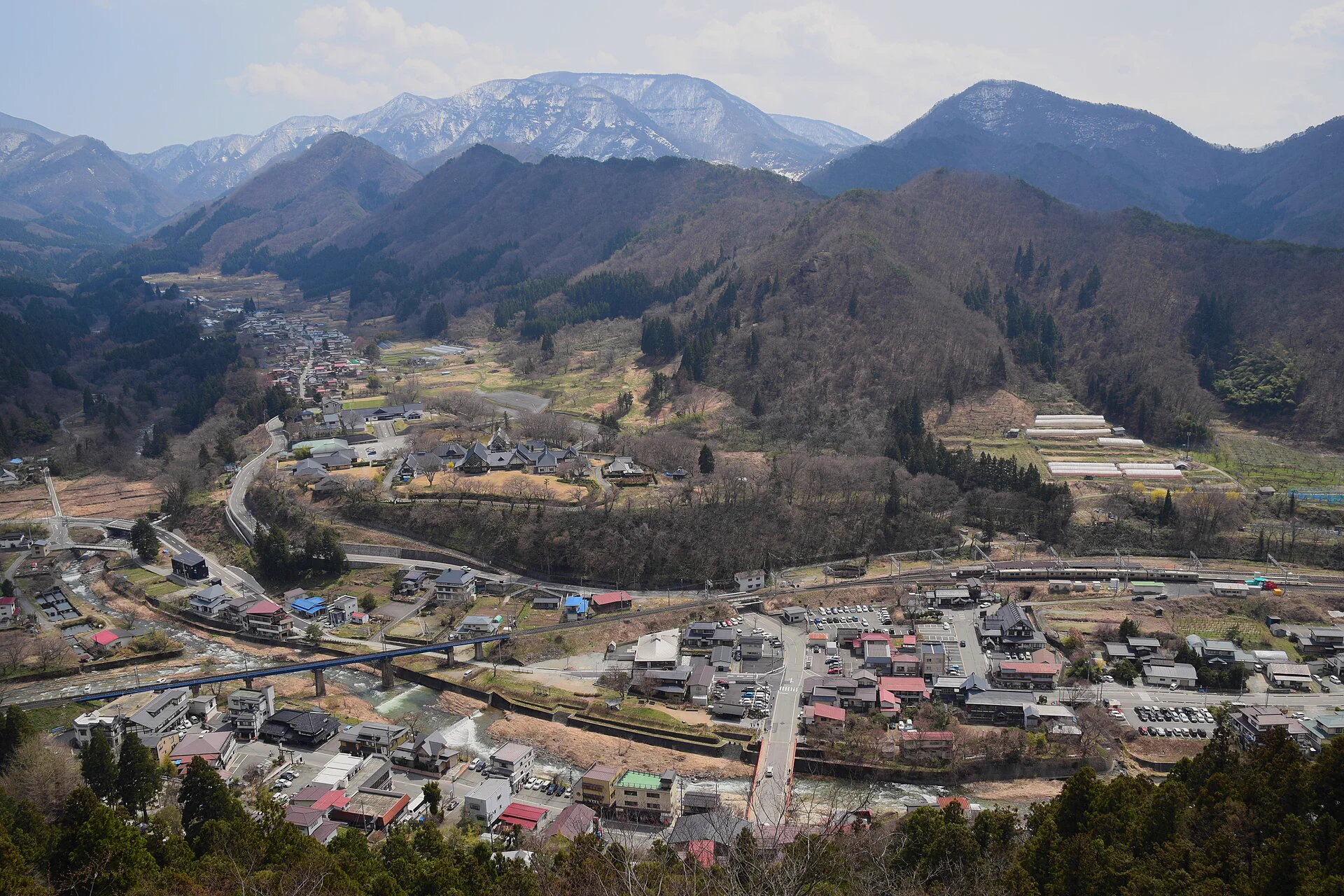 Vue de la vallée de Yamagata depuis Godaido