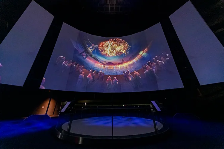 Grande projection sur le détroit de Kanmon dans la zone payante du musée