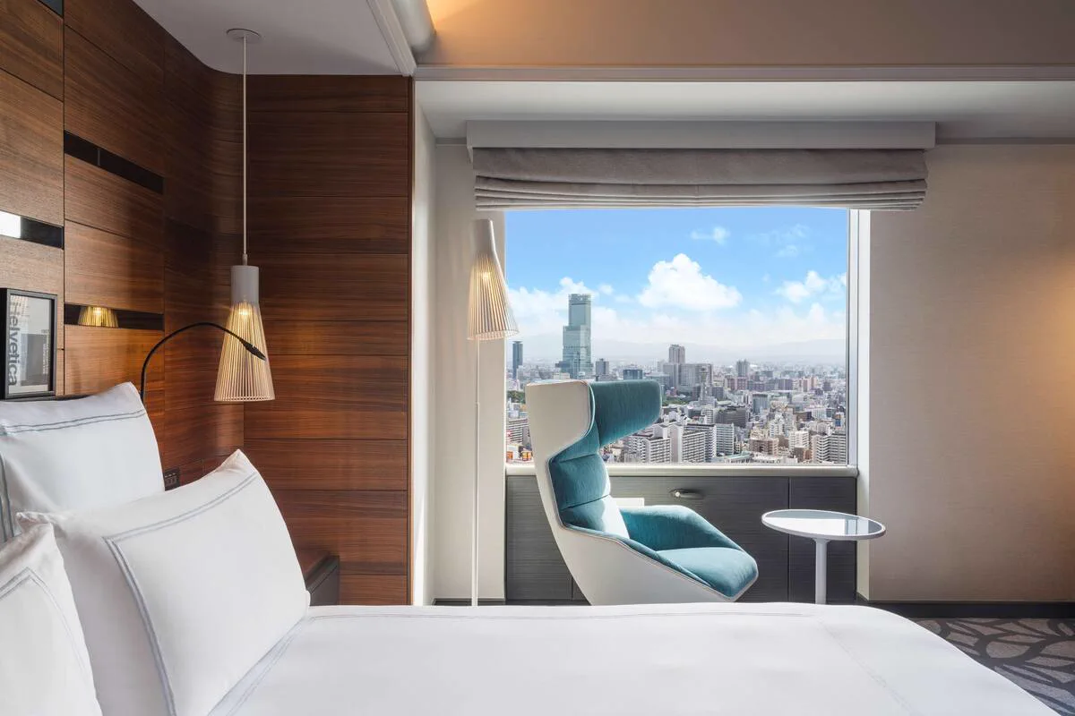 Swissôtel Nankai Osaka au-dessus de la gare Nankai Namba
