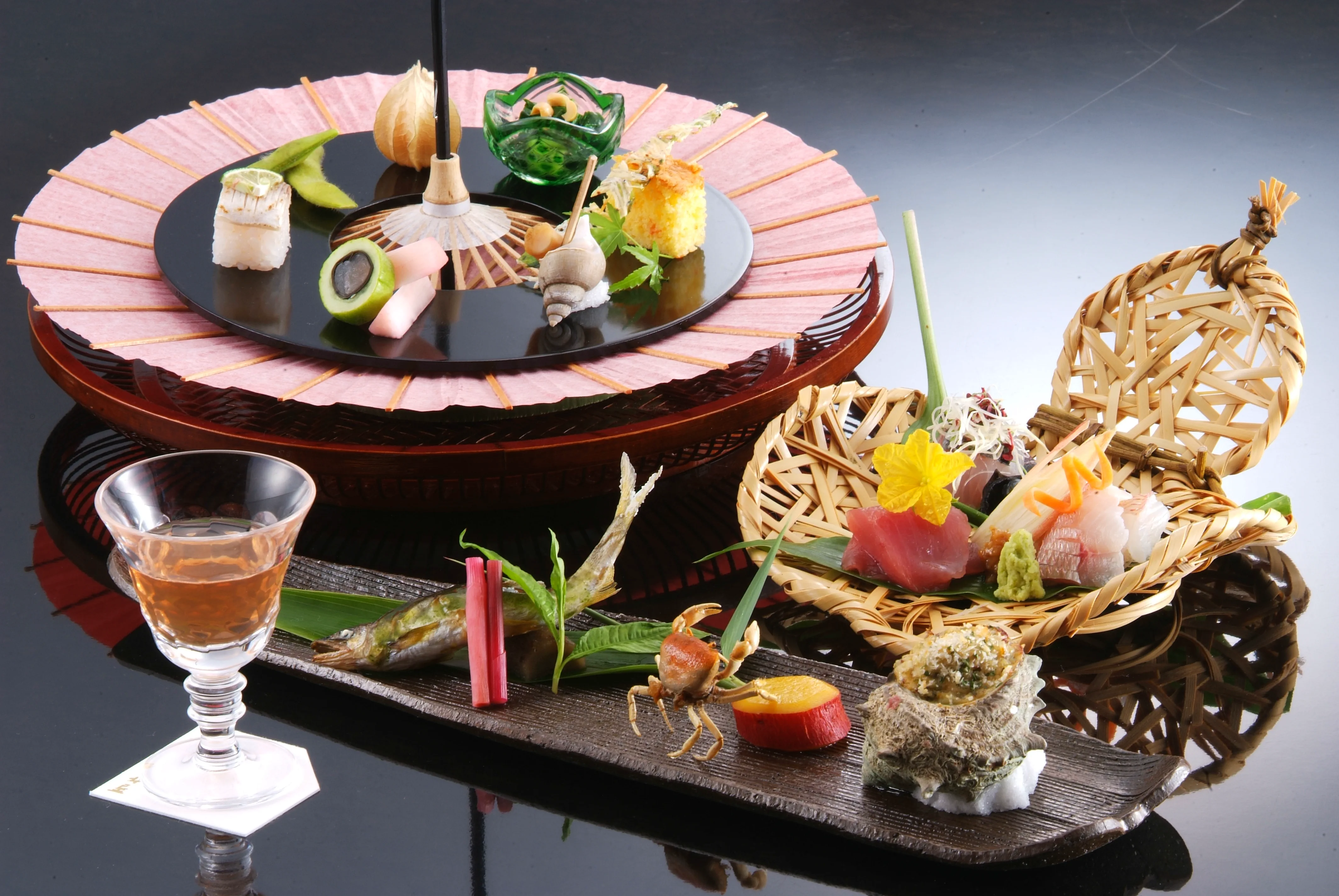 Kaiseki saisonnier à Kinosaki Onsen : la demi-pension vaut surtout par le repas réellement réservé et la soirée qu’il organise