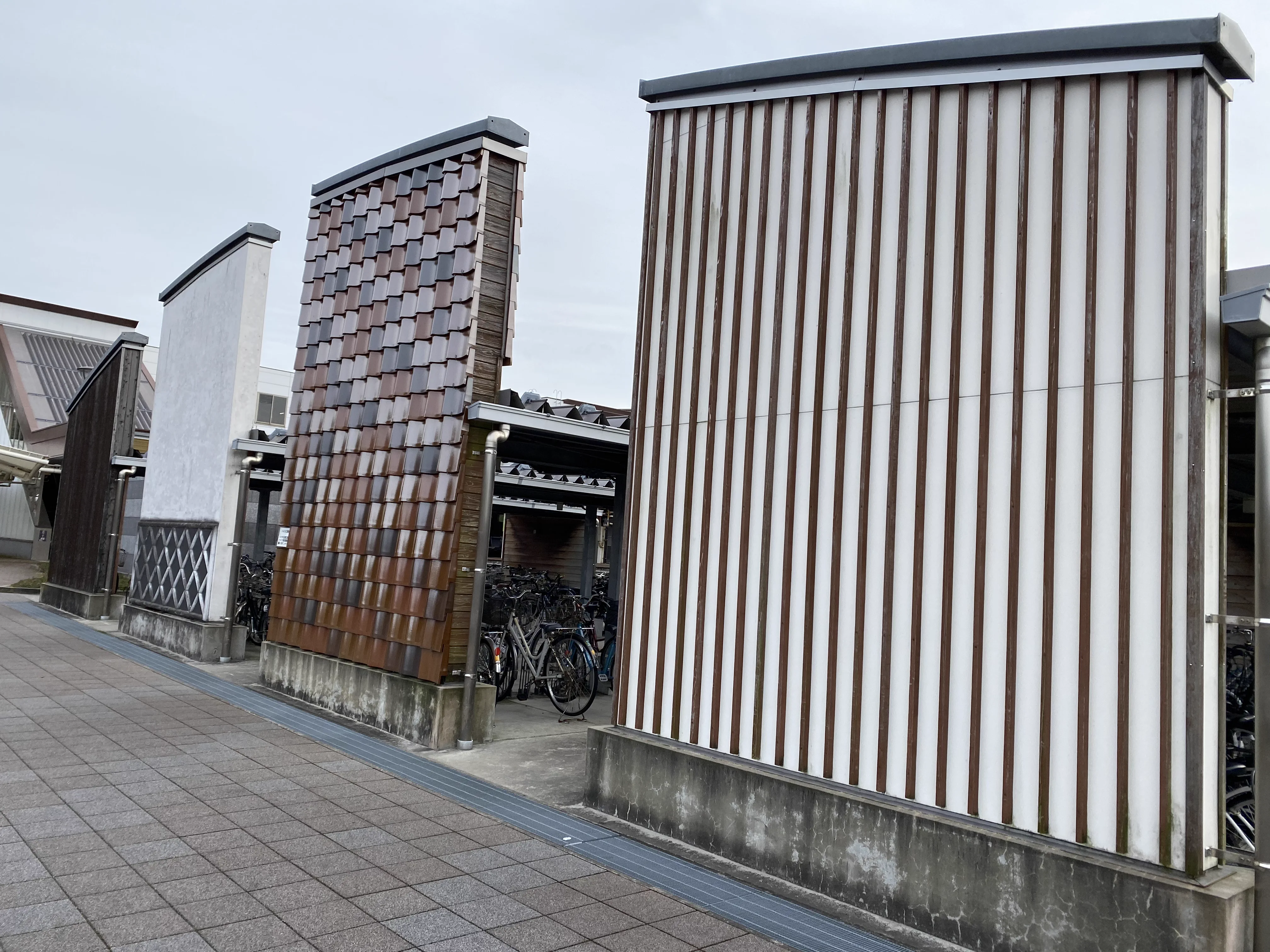 Gare JR de Kurayoshi, base pratique pour les correspondances ferroviaires