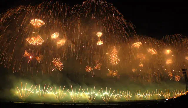 Phoenix, grand feu panoramique de Nagaoka