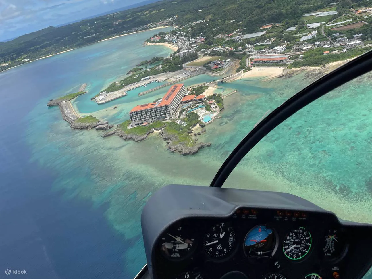 Comment choisir un hélicoptère à Okinawa ? 4, 12, 20, 35 minutes, regardez d'abord le Mansa Beach, Cape Zampa ou l'île Kouri