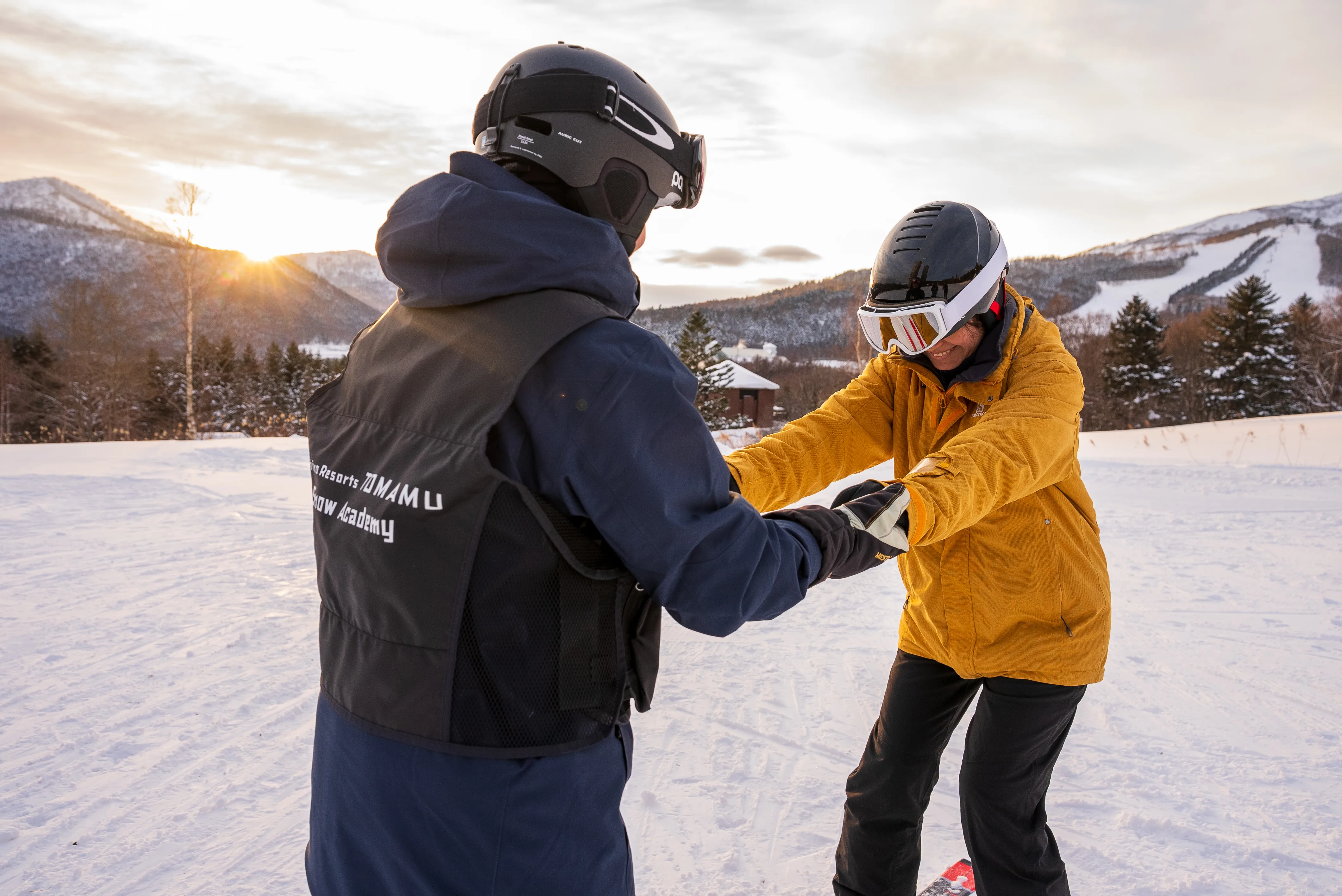Leçon de ski à Hoshino Tomamu : l’heure supplémentaire sert aussi à l’équipement et à l’adaptation