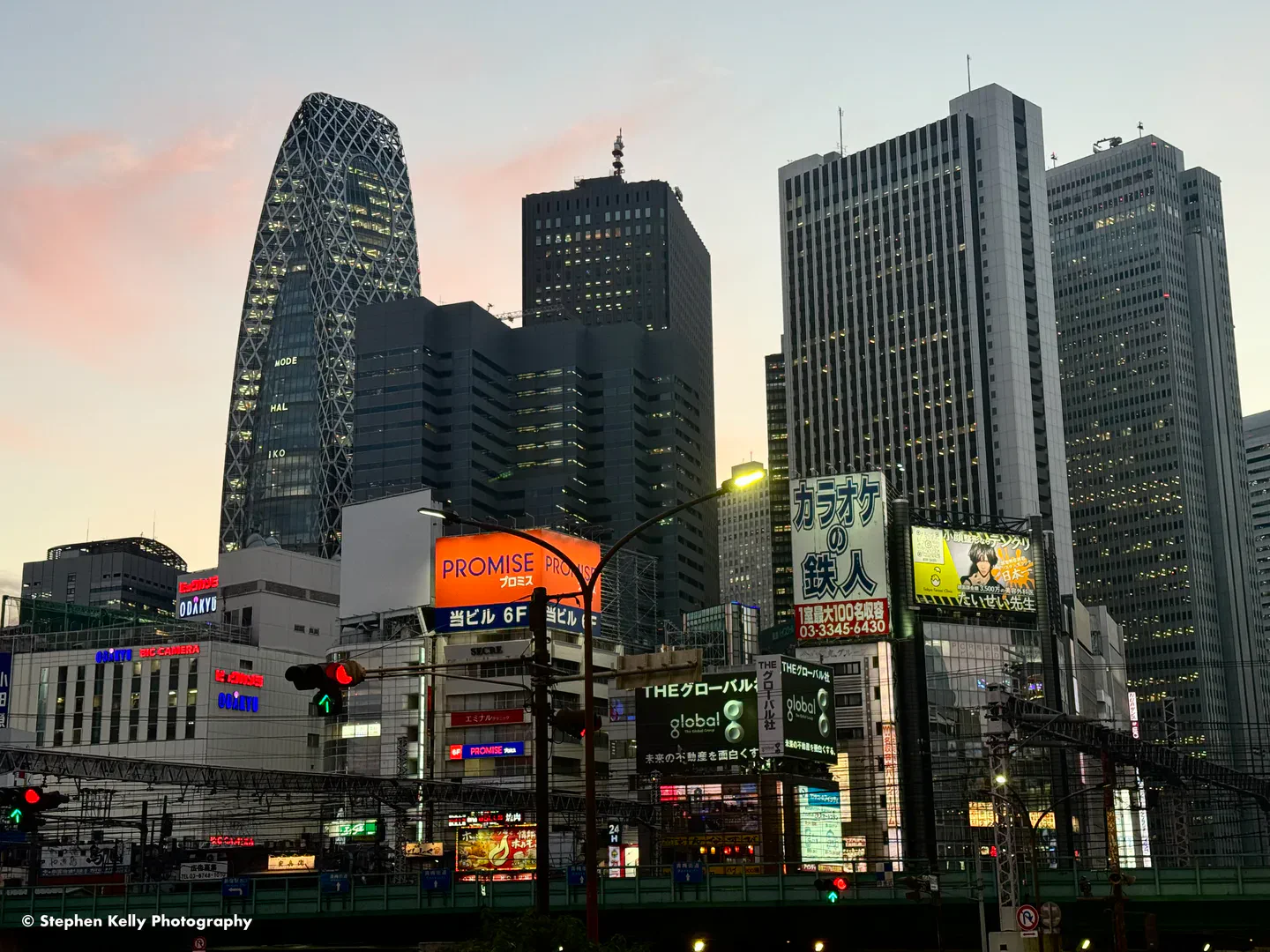 Tokyo en mars : une tenue modulaire évite d’avoir trop chaud dans les trains et trop froid en soirée